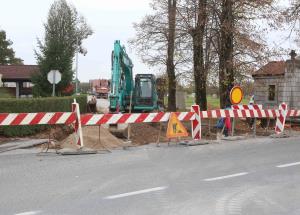 UREDITEV KANALIZACIJE NA OBMOČJU LOŠKO 00 FOTO LJUBO VUKELIČ